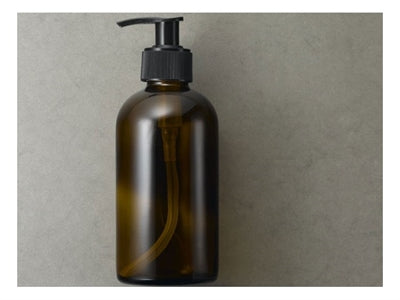 Glasflaske brun, 250ml., m/sort pumpe, Urtegaarden